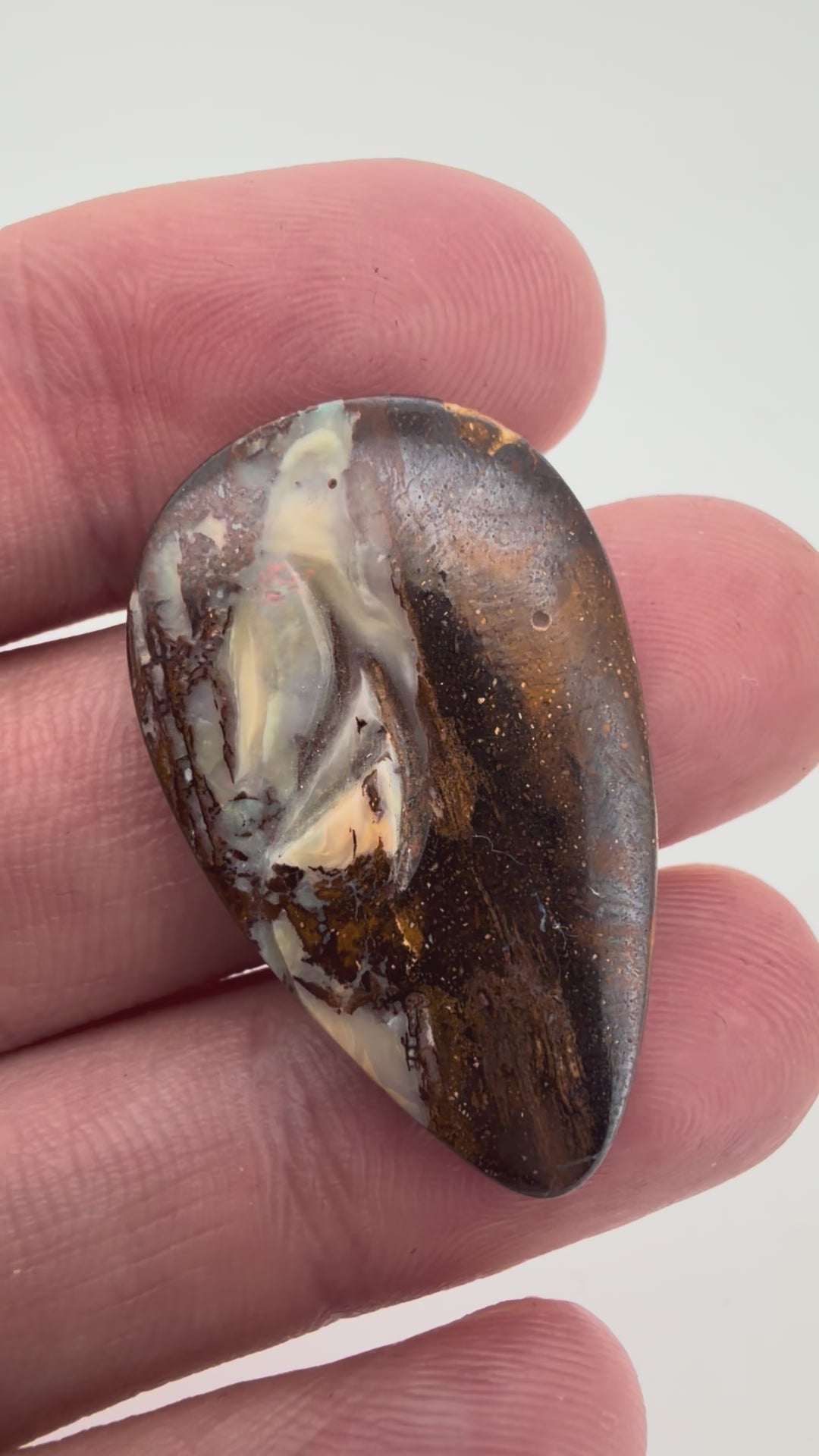 37.75 ct Boulder Opal