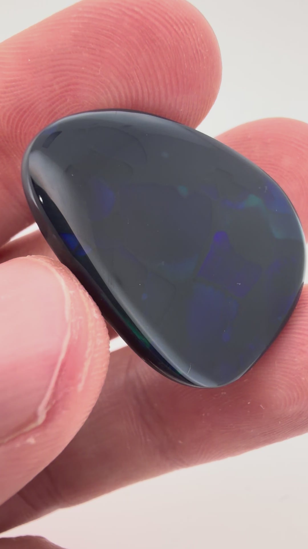 24.55ct Lighting Ridge Black Opal